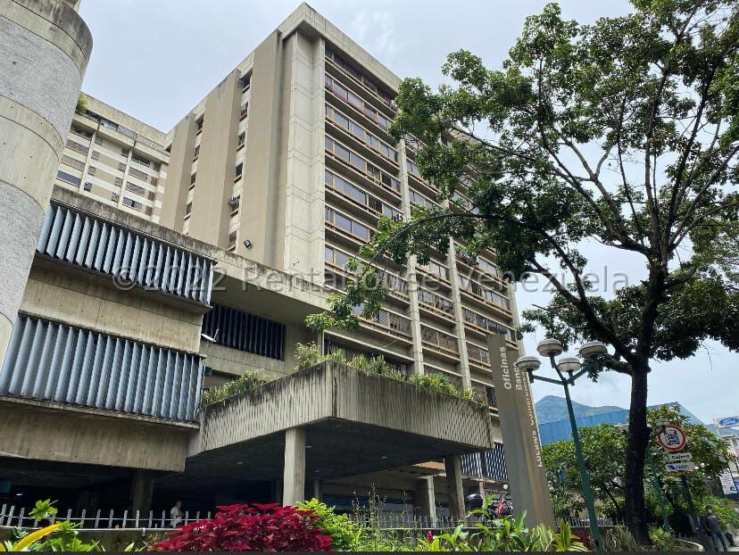 Oficina en El Marqués, Caracas - 1