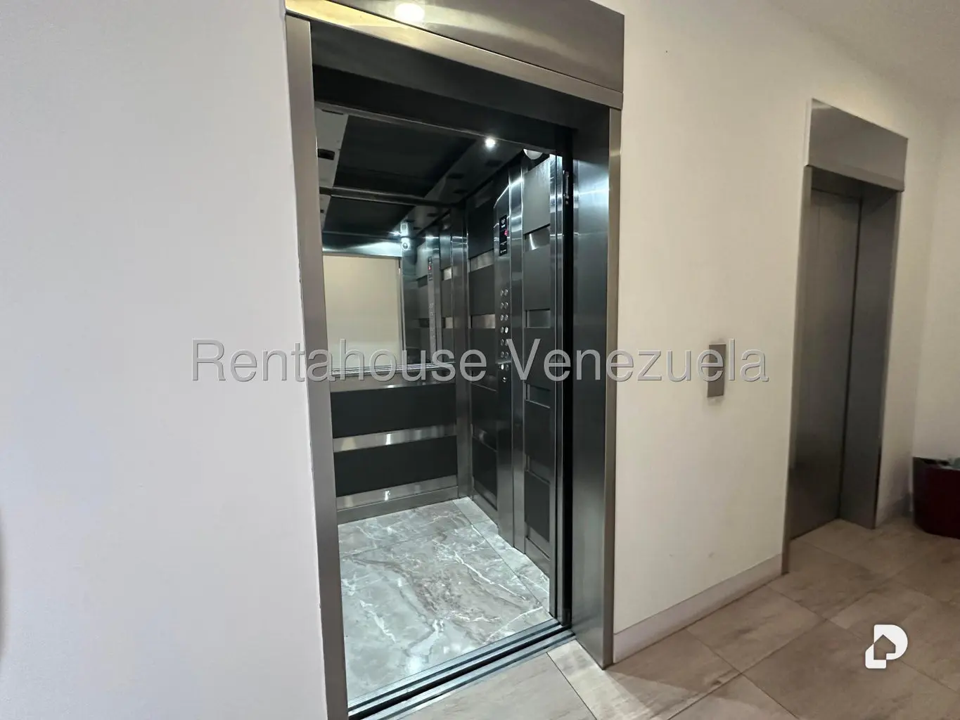 Apartamento en Montecristo, Caracas – 43