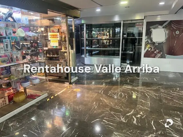 Commercial space in Prados del Este, Caracas – 4