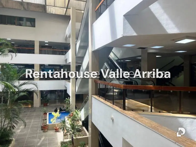 Commercial space in Prados del Este, Caracas – 3
