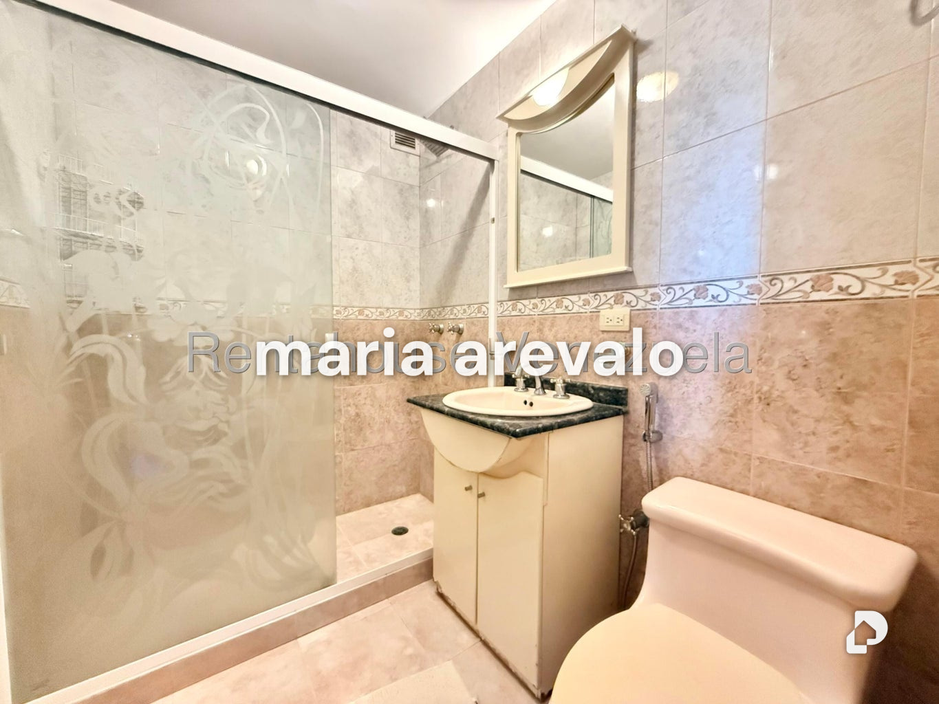 Apartamento en Lomas de La Lagunita, Caracas – 14