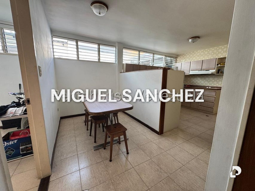 Casa en Alto Prado, Caracas – 9