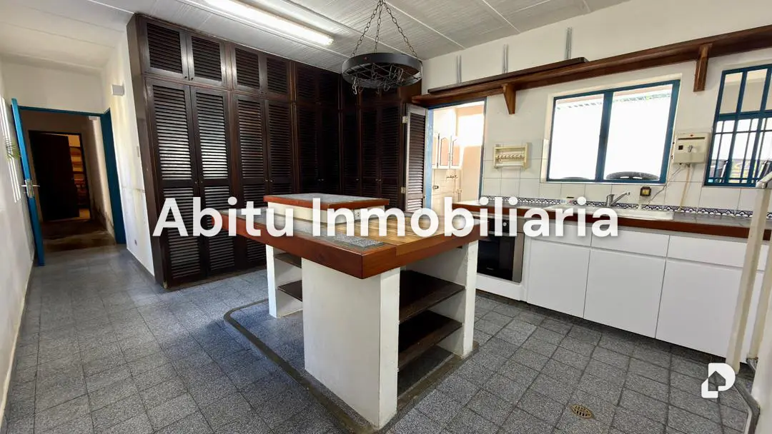 Casa en Cerro Verde, Caracas – 11