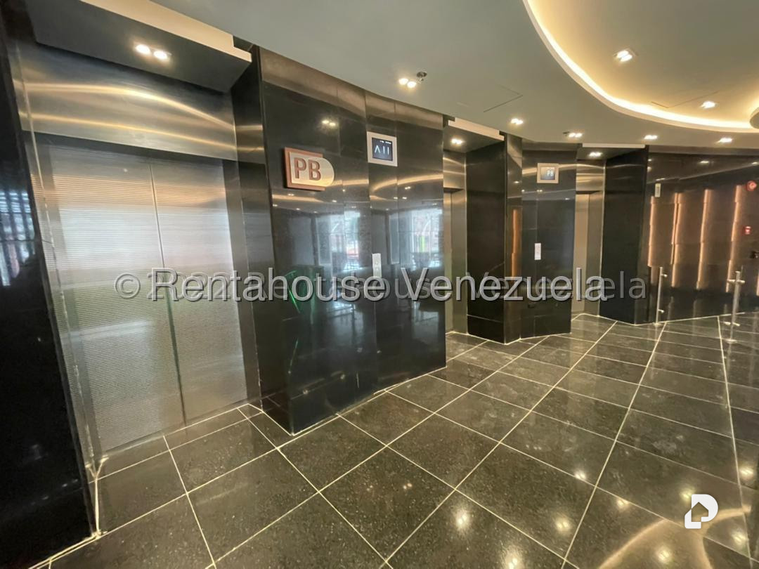 Oficina en Las Mercedes, Caracas