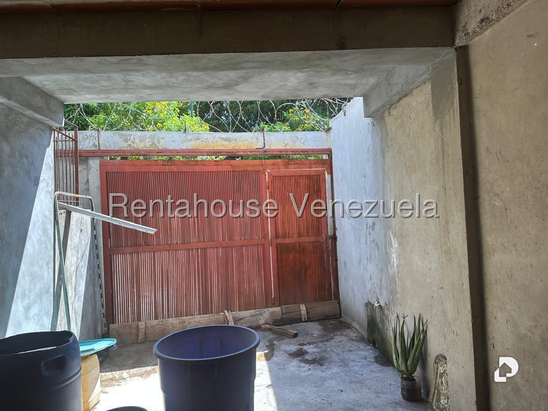 Casa en Alta Florida, Caracas – 26