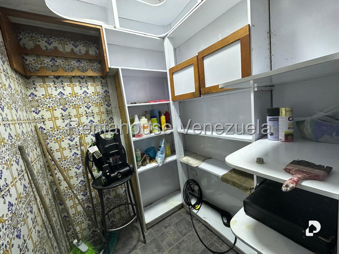 Casa en Alta Florida, Caracas – 25