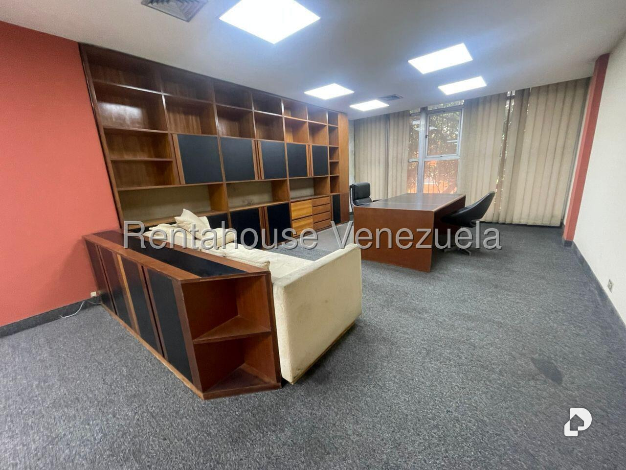 Local comercial en Los Chaguaramos, Caracas