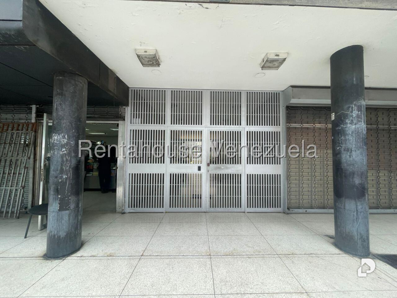 Local comercial en Los Chaguaramos, Caracas