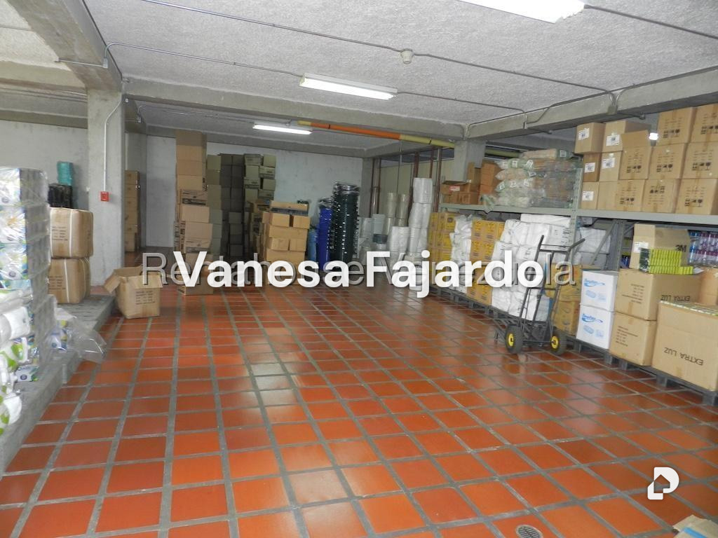 Edificio en Parroquia La Candelaria, Caracas – 29