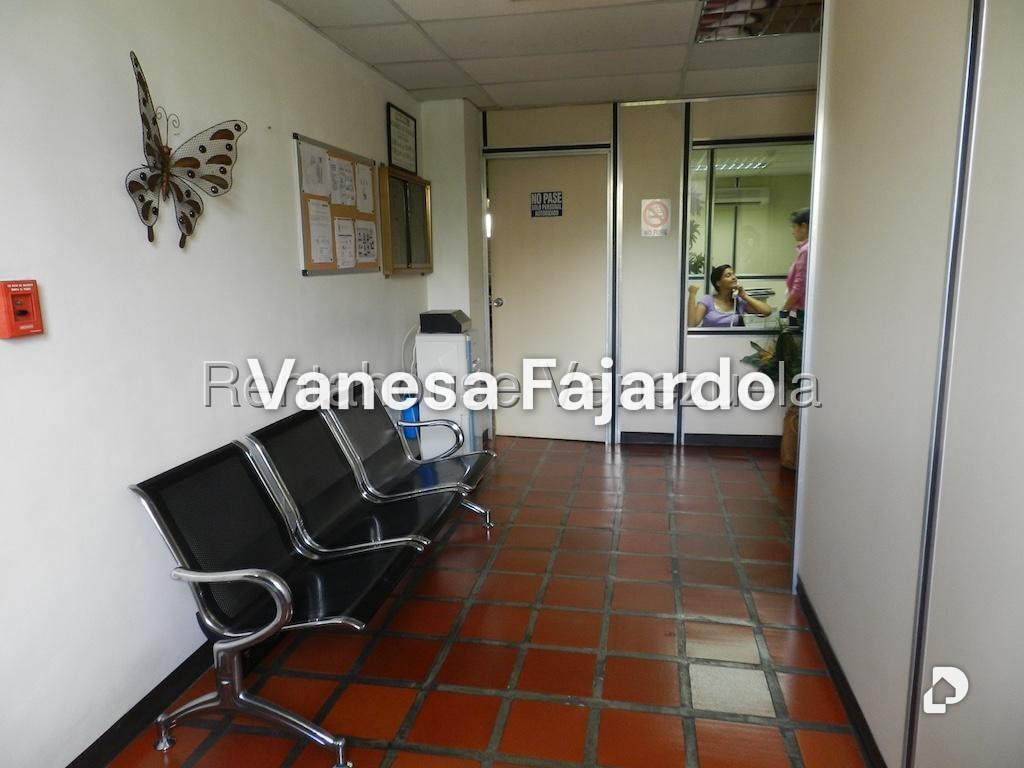 Edificio en Parroquia La Candelaria, Caracas – 26