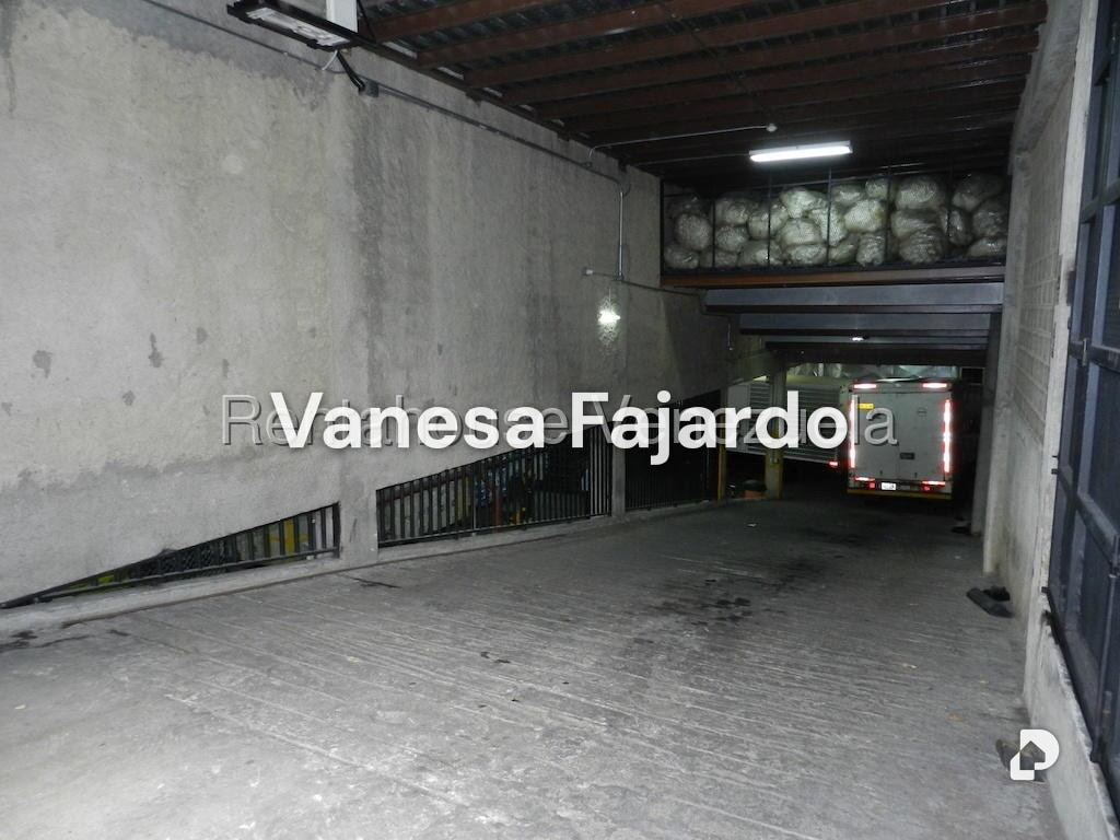 Edificio en Parroquia La Candelaria, Caracas – 9