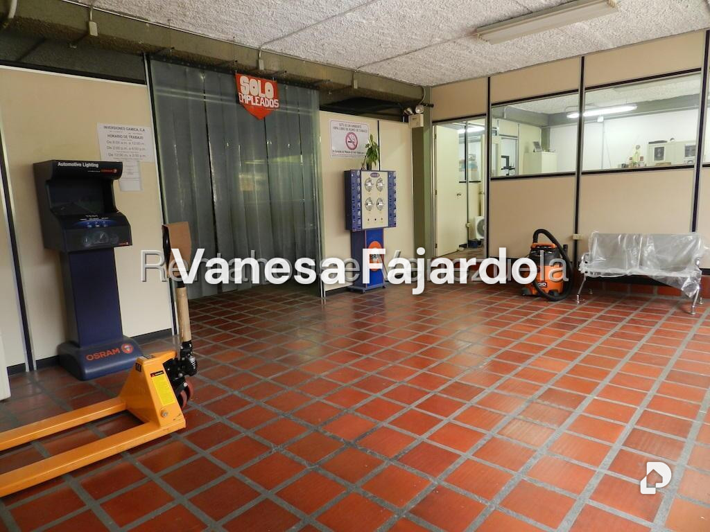 Edificio en Parroquia La Candelaria, Caracas – 11