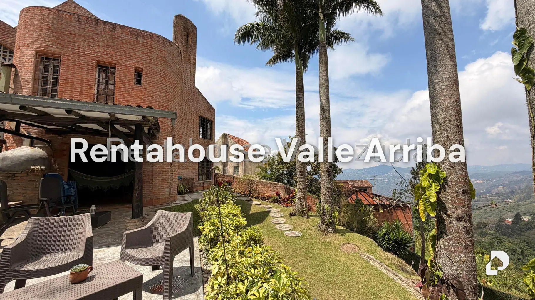 Casa en Los Guayabitos, Caracas – 13