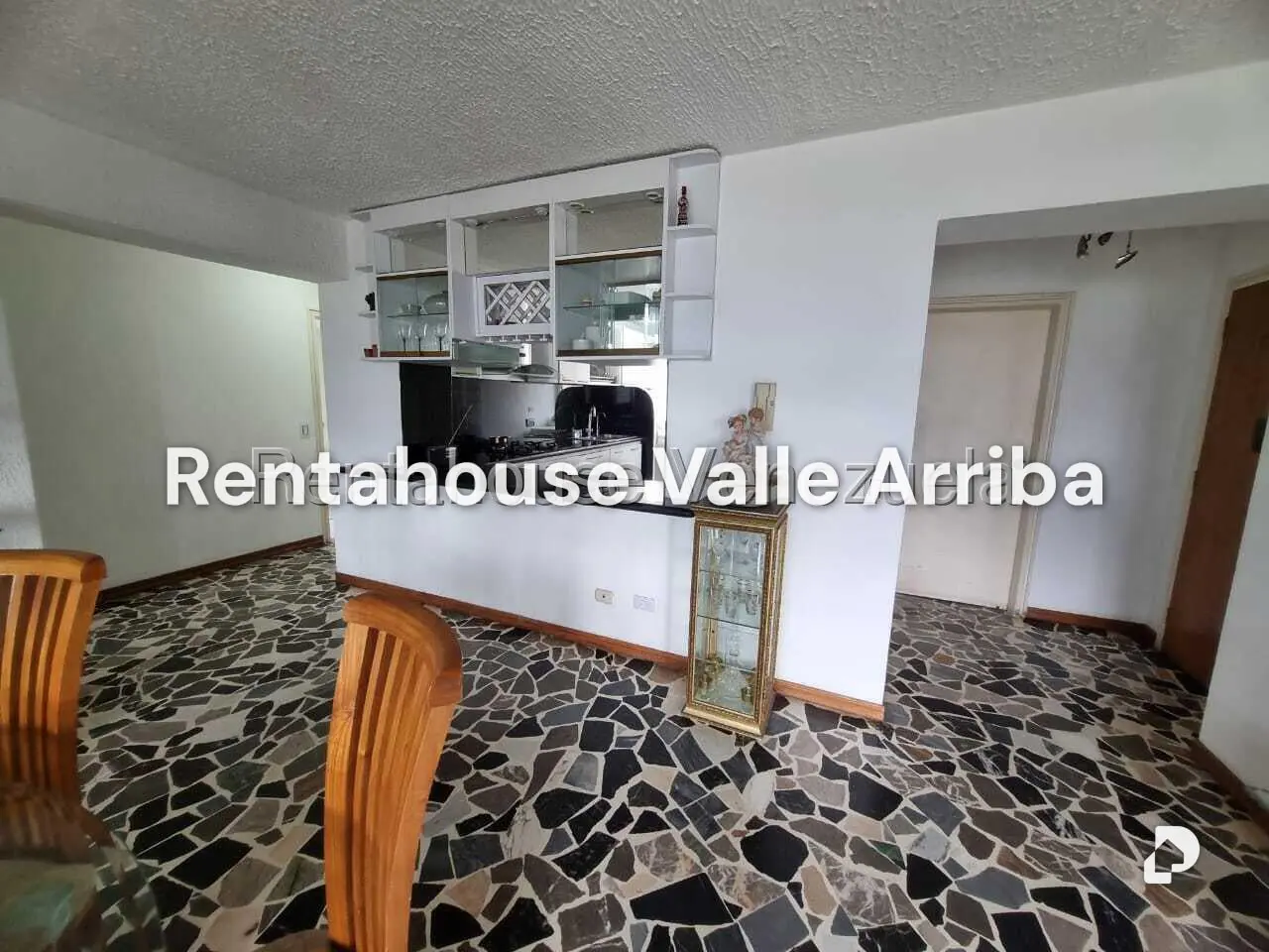 Apartamento en Colinas de Santa Mónica, Caracas – 8