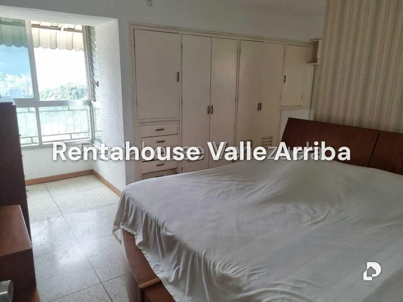 Apartamento en Colinas de Santa Mónica, Caracas – 25
