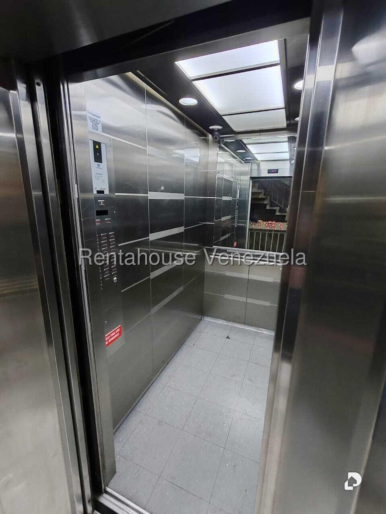 Apartamento en El Bosque, Caracas – 3