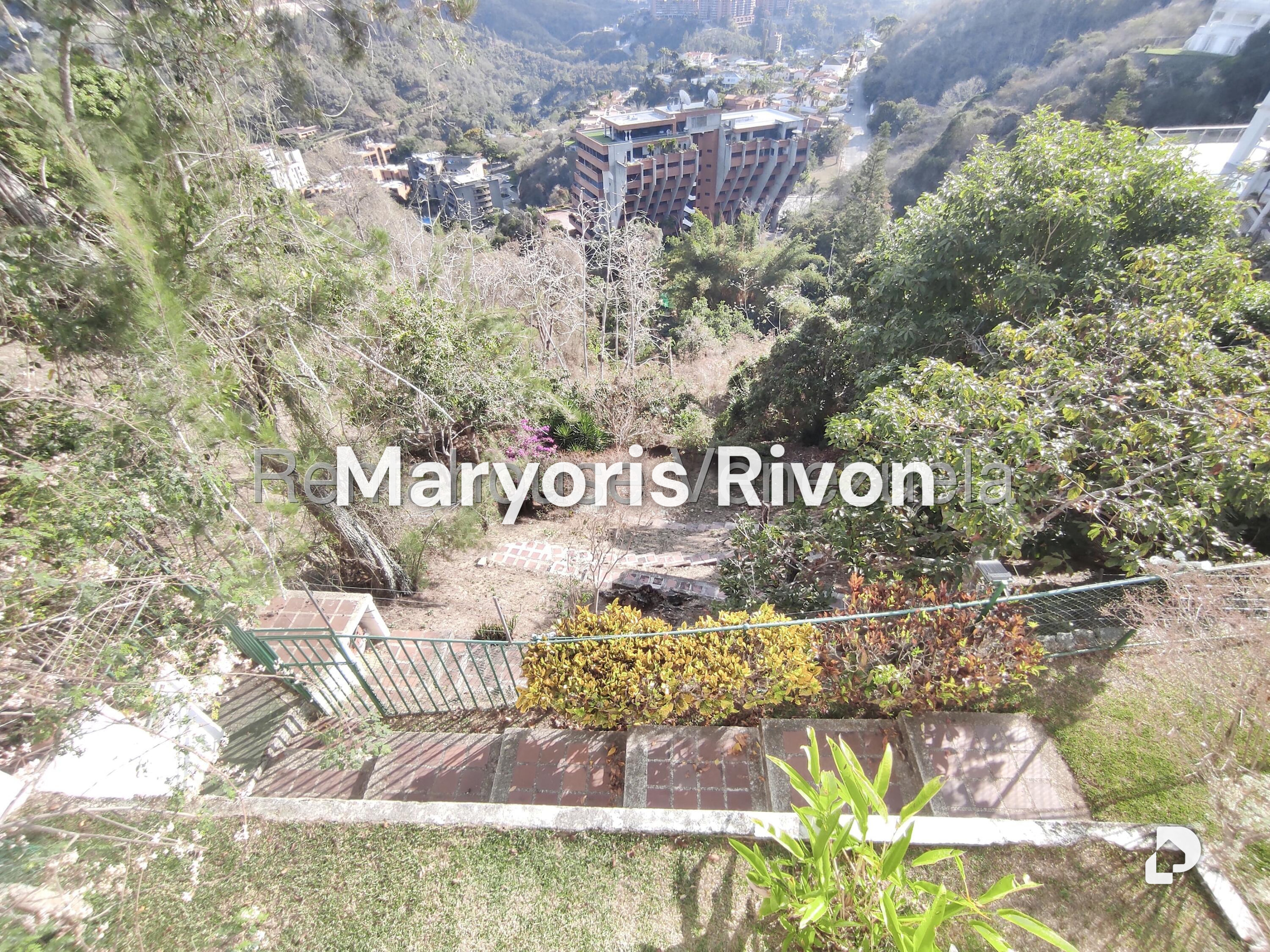 Casa en Santa Paula, Caracas – 28