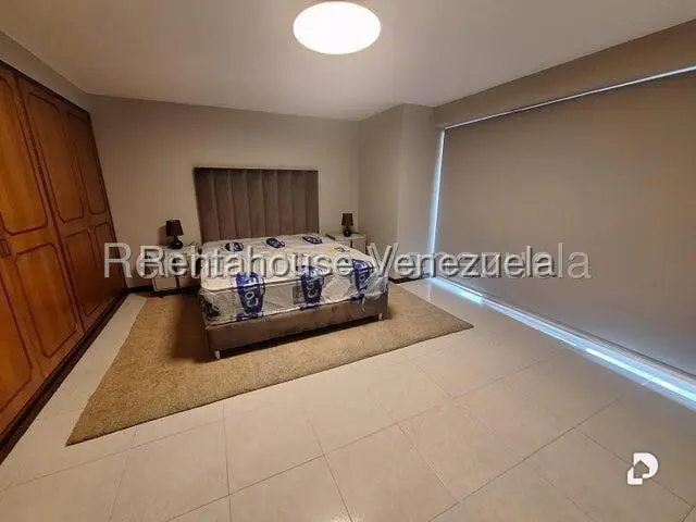 Apartamento en Santa Eduvigis, Caracas – 11