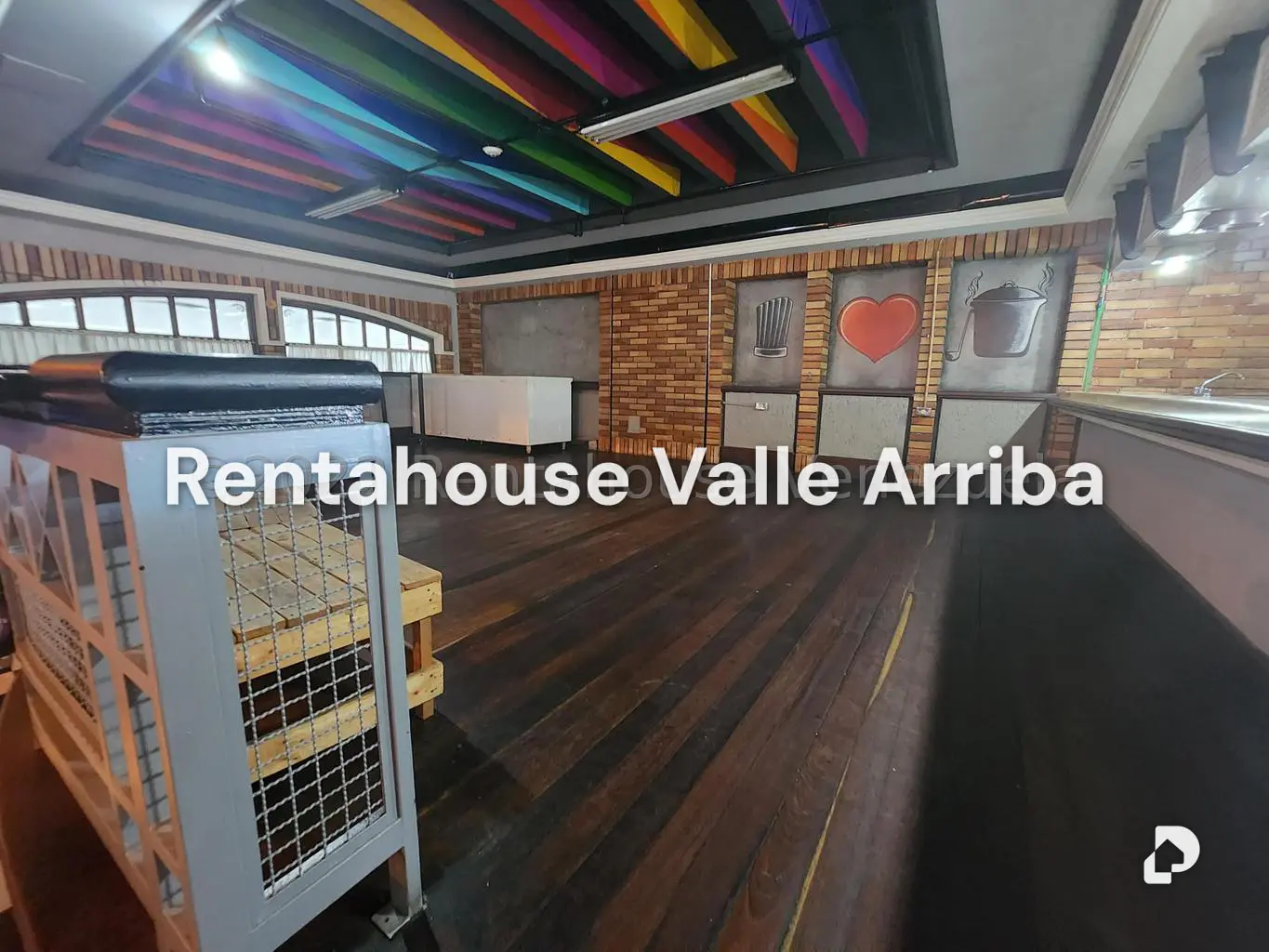Local comercial en Lomas De La Trinidad, Caracas – 3