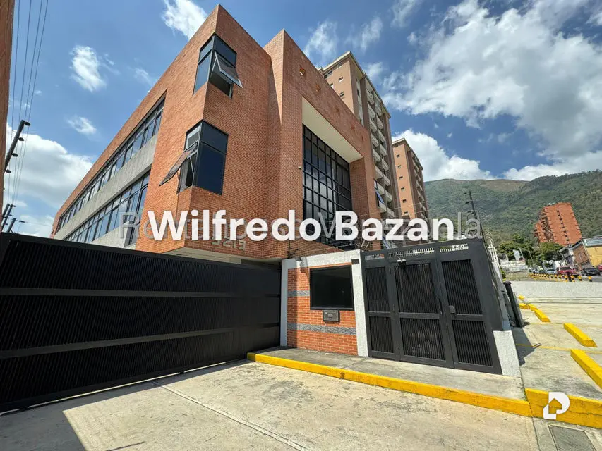 Edificio en Los Dos Caminos, Caracas – 3