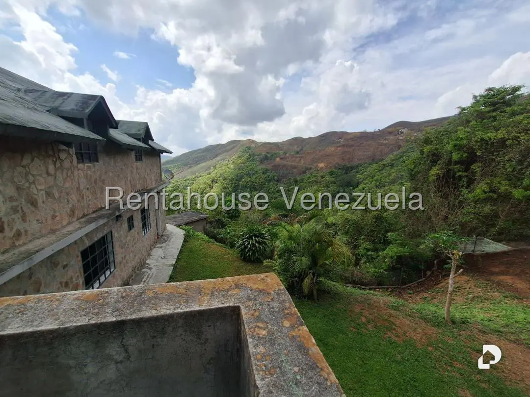Casa en Colinas de Caicaguana, Caracas