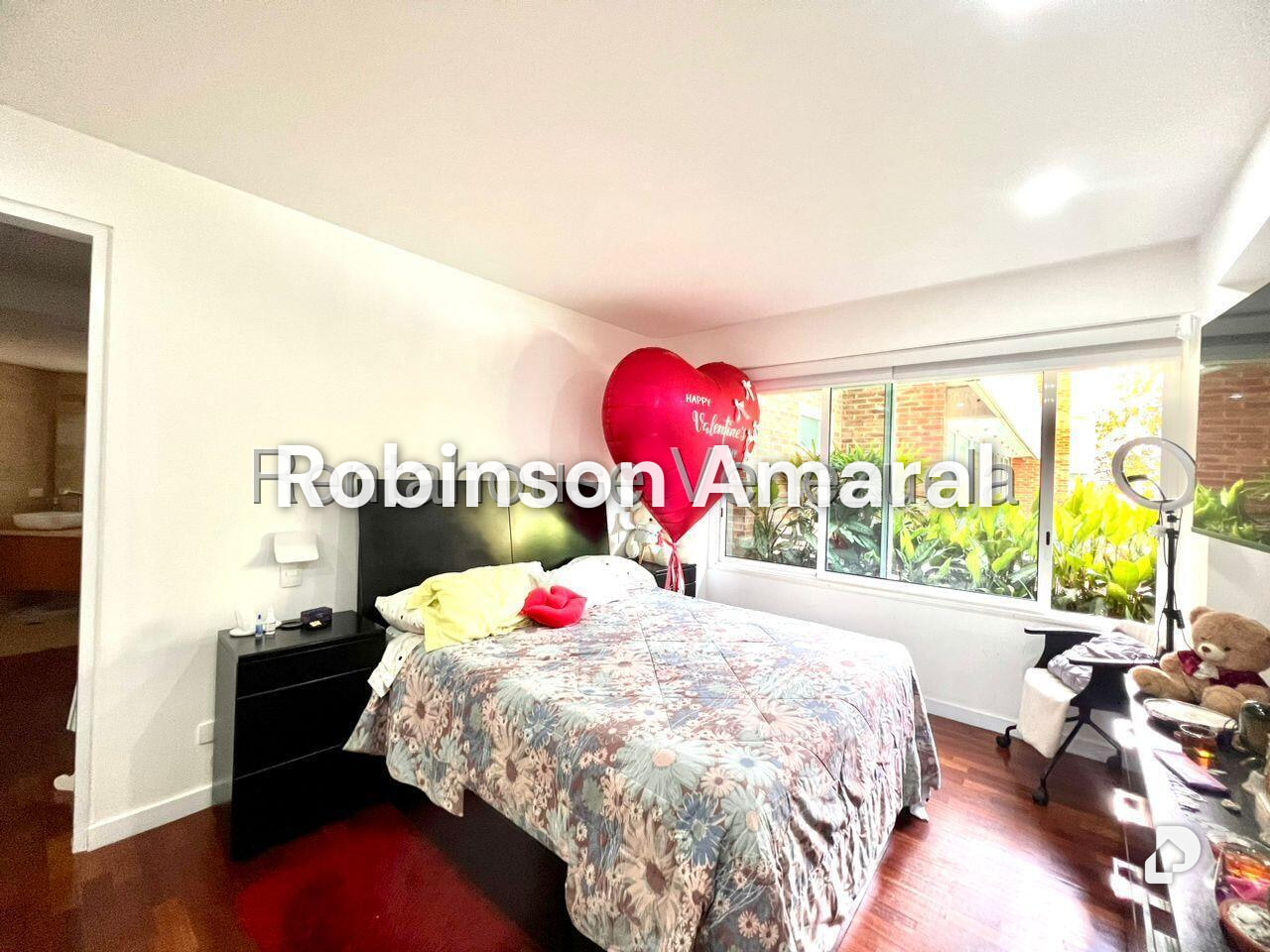 Apartamento en Campo Alegre, Caracas – 11