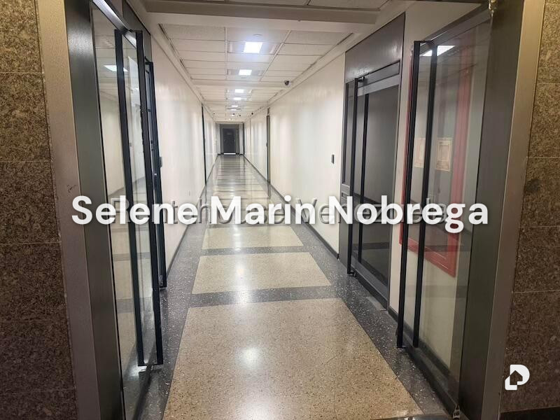 Oficina en El Recreo, Caracas – 2