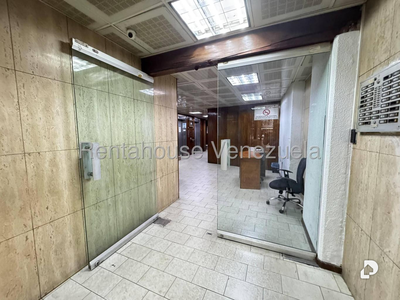 Office in Chacao, Caracas – 2