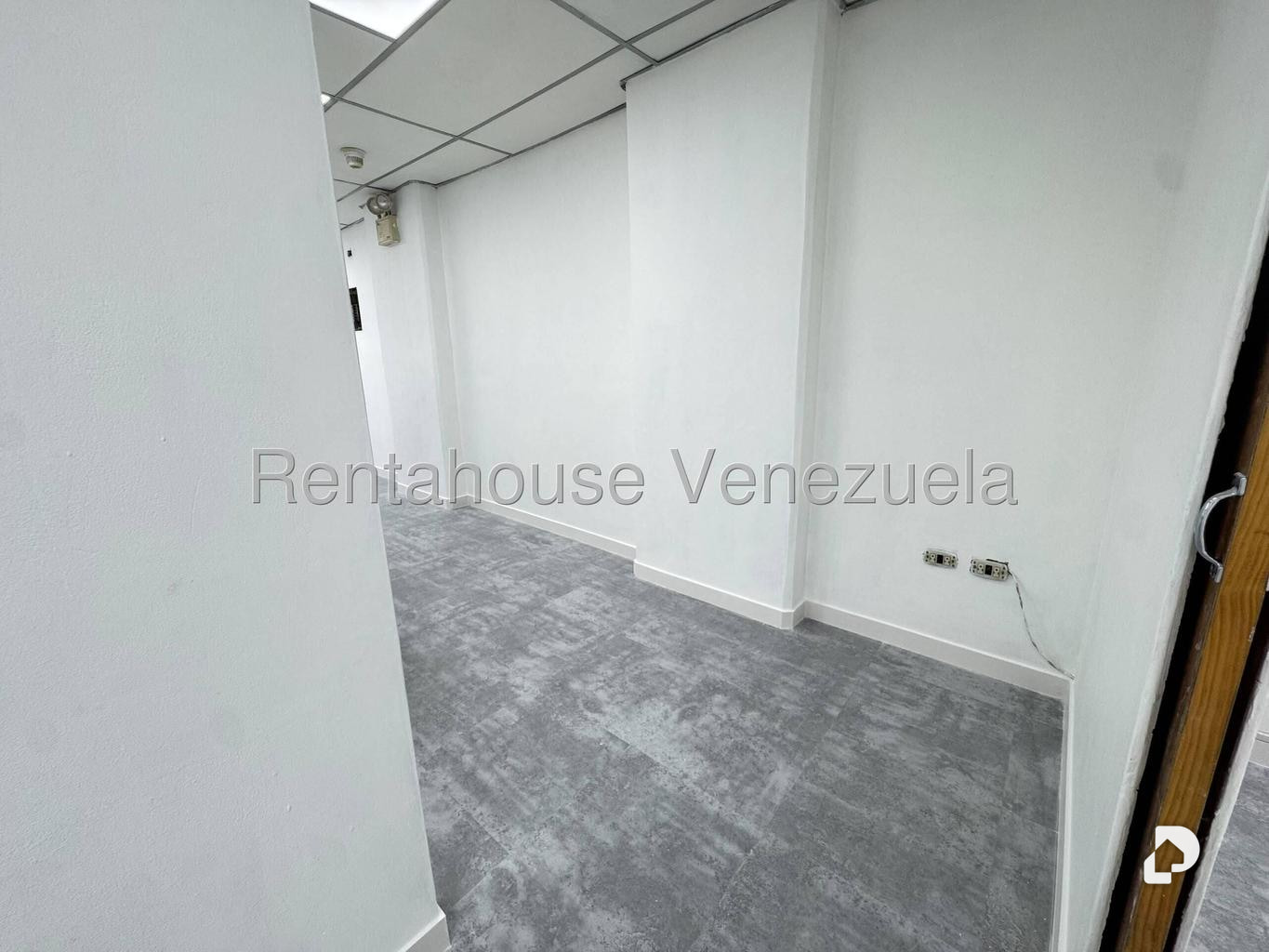 Office in Chacao, Caracas – 18