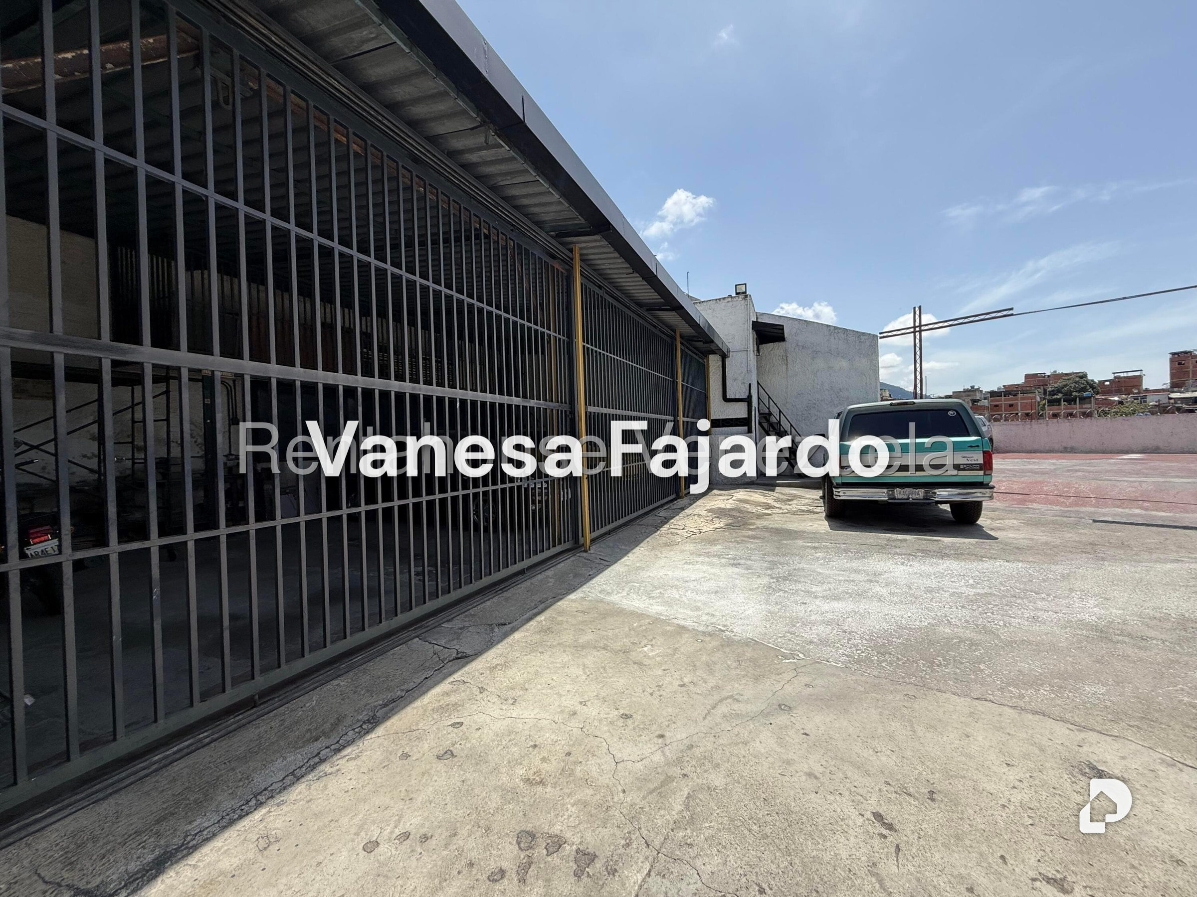 Terreno en Catia, Caracas – 12