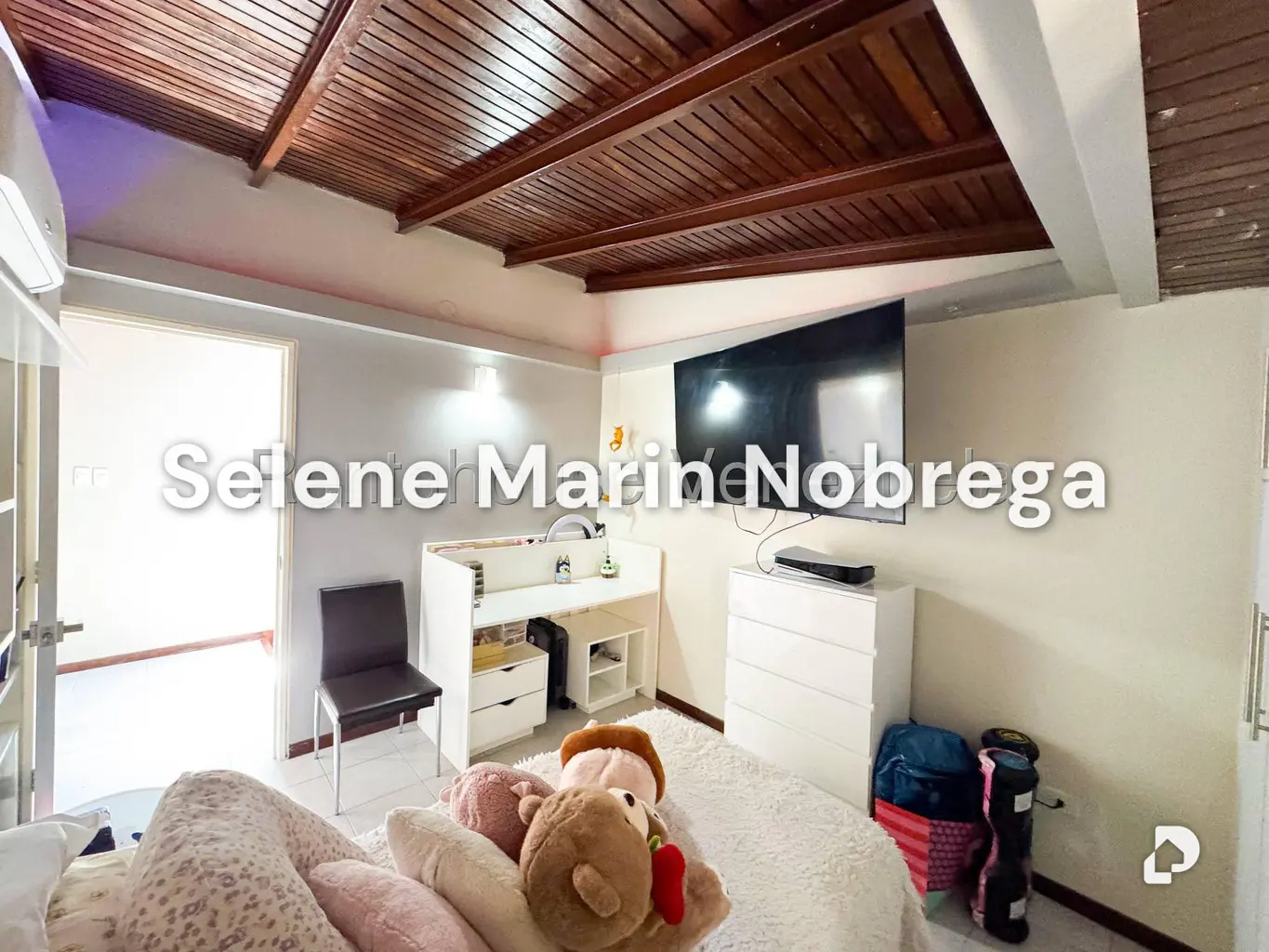 Casa en Alto Prado, Caracas – 24