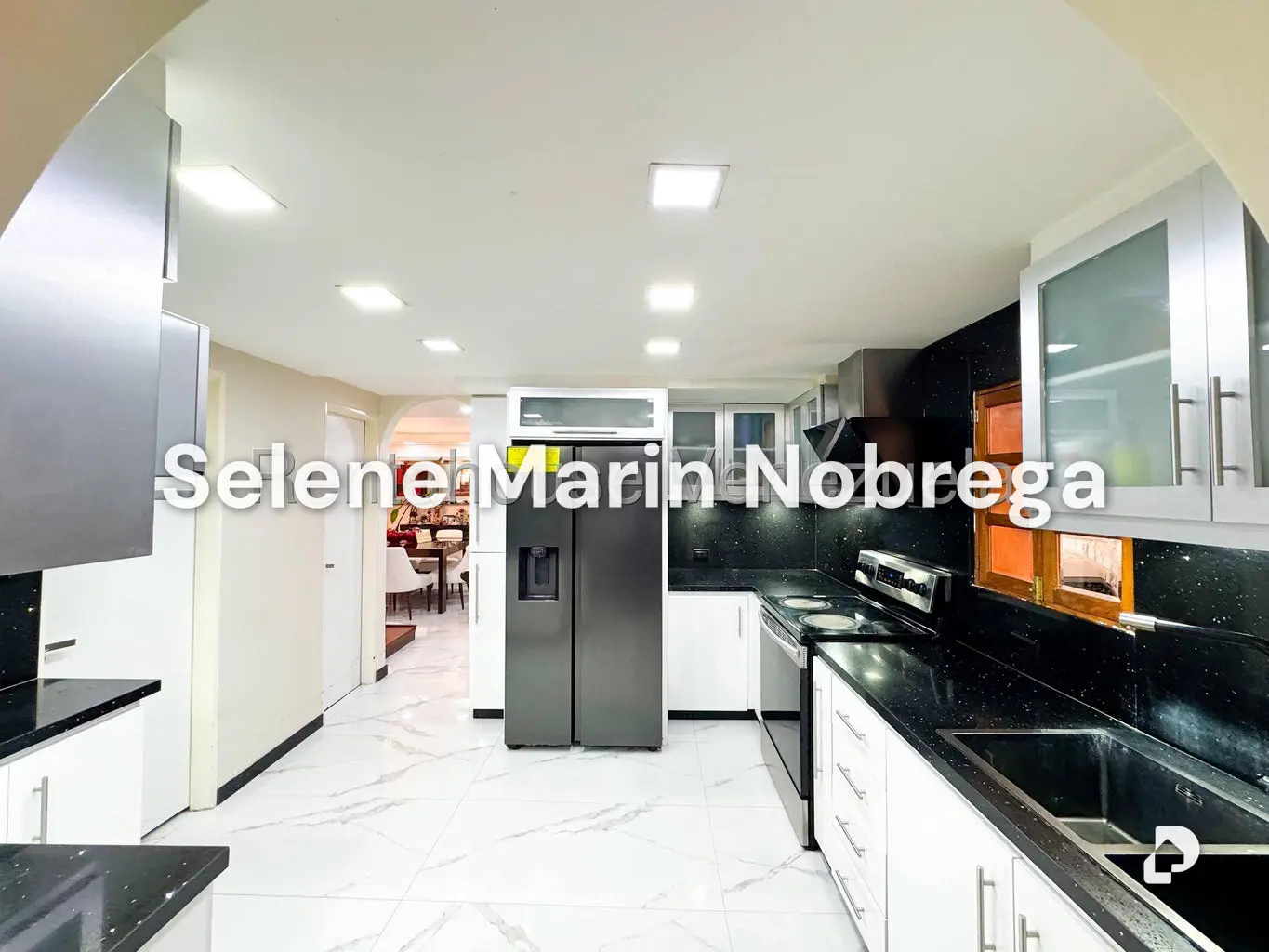 Casa en Alto Prado, Caracas – 8