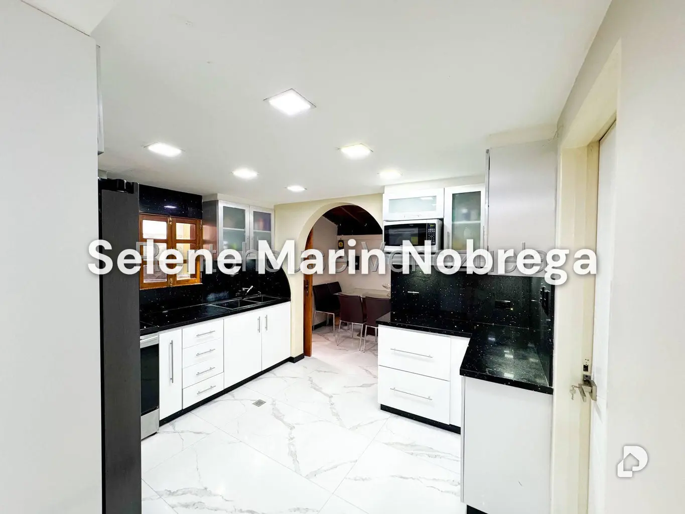 Casa en Alto Prado, Caracas – 6