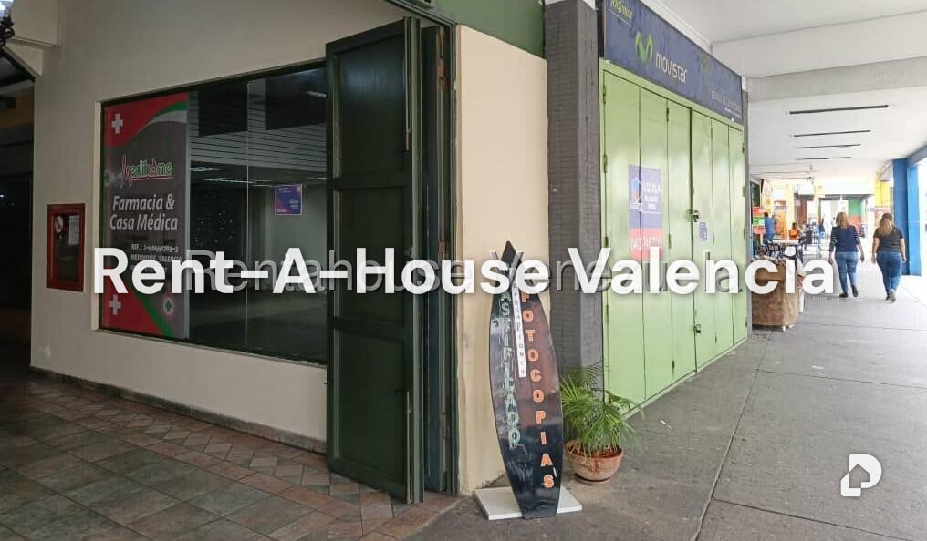 Local comercial en Avenida Bolivar Norte, Valencia – 3