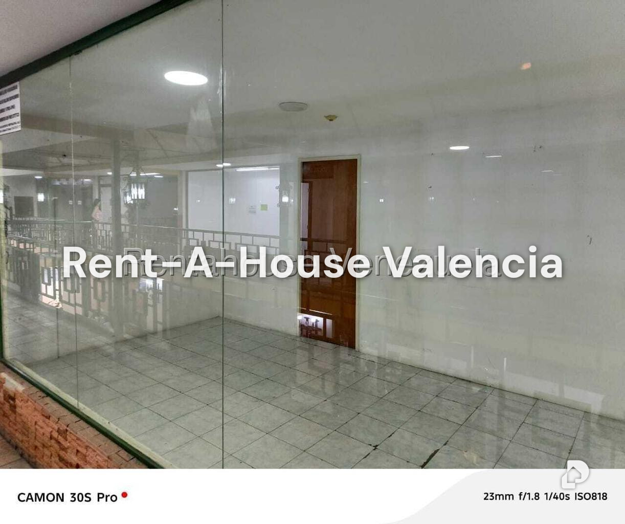 Local comercial en Avenida Bolivar Norte, Valencia – 7