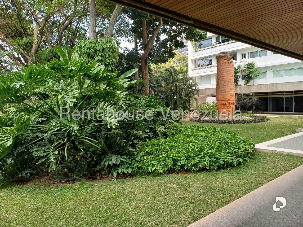 Apartamento en Las Mercedes, Caracas – 16