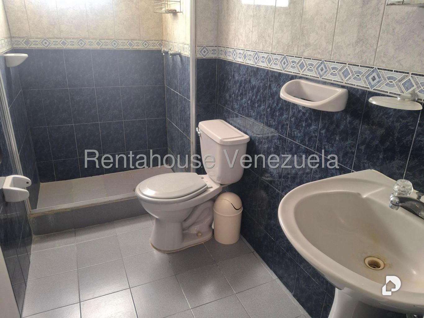 Apartamento en Horizonte, Caracas – 25