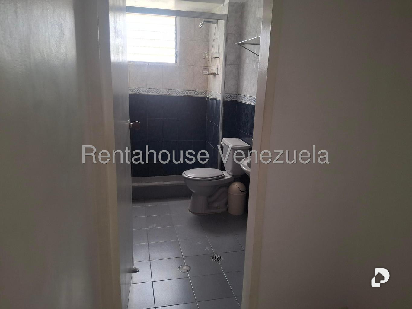 Apartamento en Horizonte, Caracas – 24