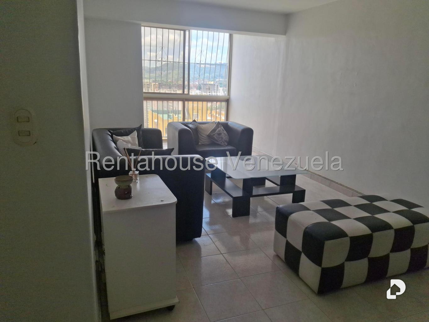 Apartamento en Horizonte, Caracas – 2