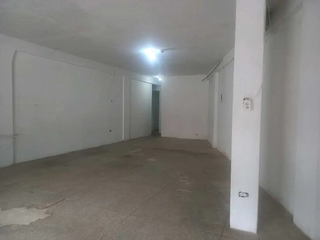 Local comercial en Casco Tocuyito, Libertador - 1