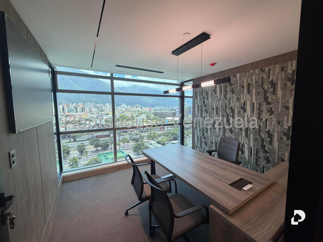Oficina en Las Mercedes, Caracas – 22