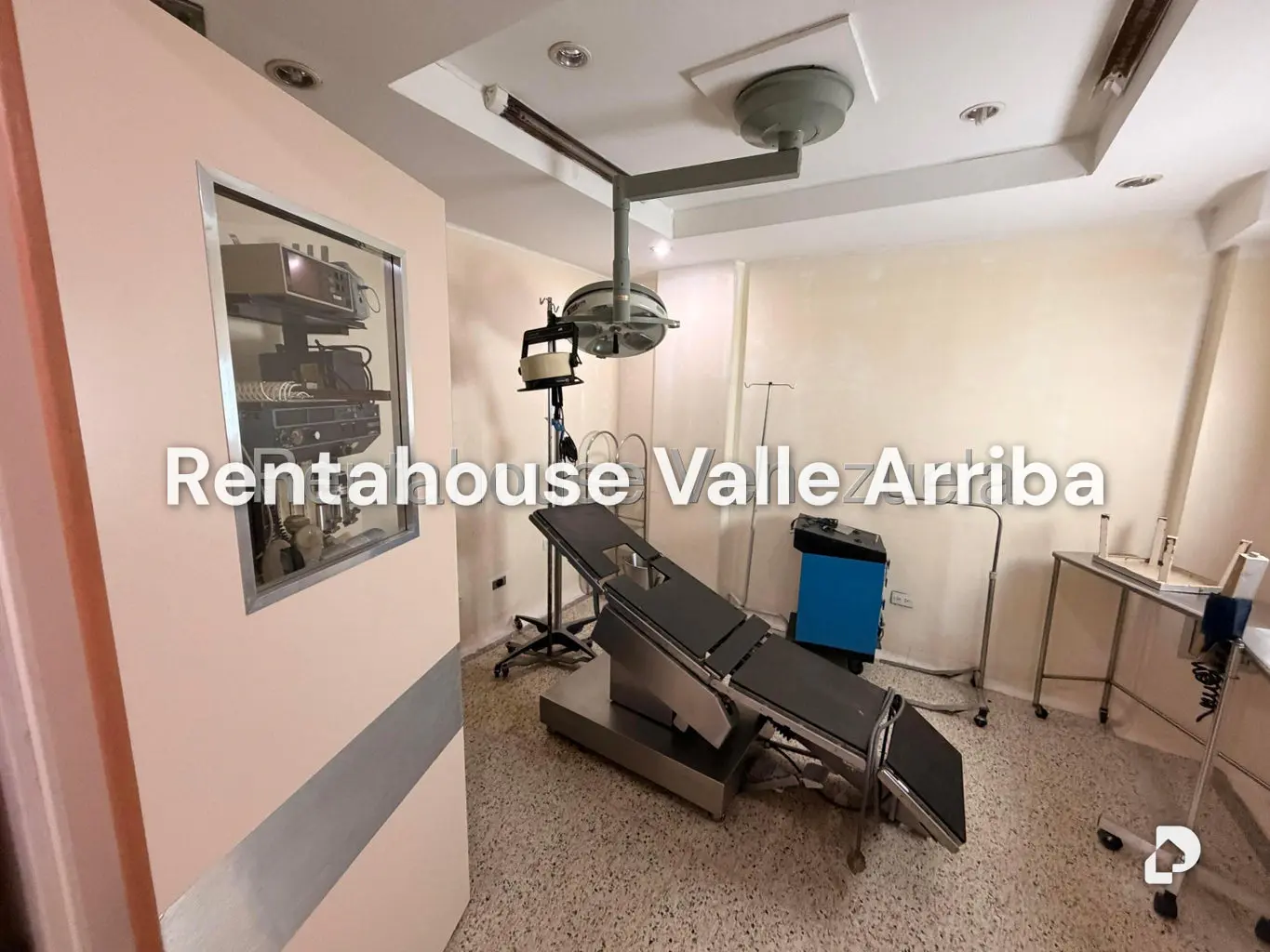 Local comercial en Bello Monte, Caracas – 18
