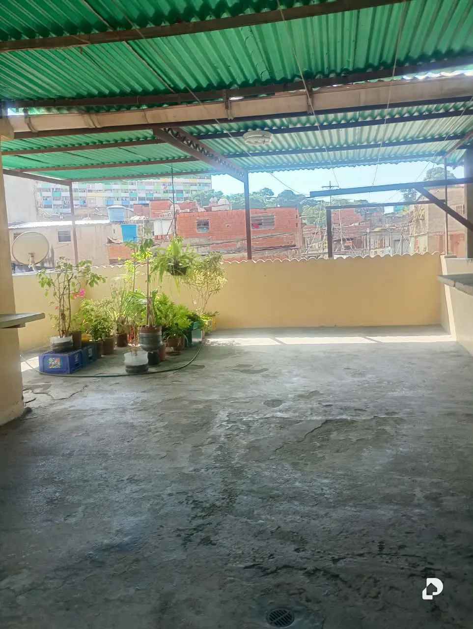 Casa en Ruperto Lugo, Caracas – 23