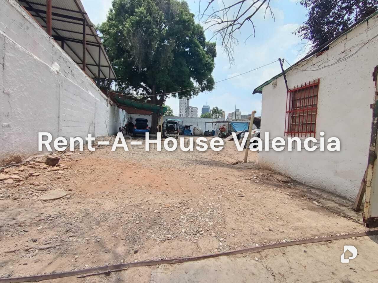 Terreno en Avenida Bolivar Norte, Valencia – 5
