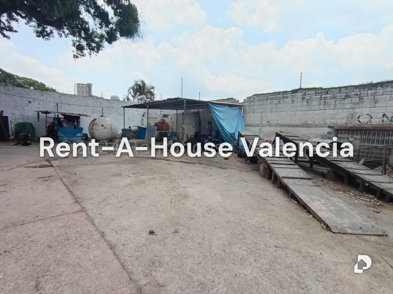Terreno en Avenida Bolivar Norte, Valencia – 11