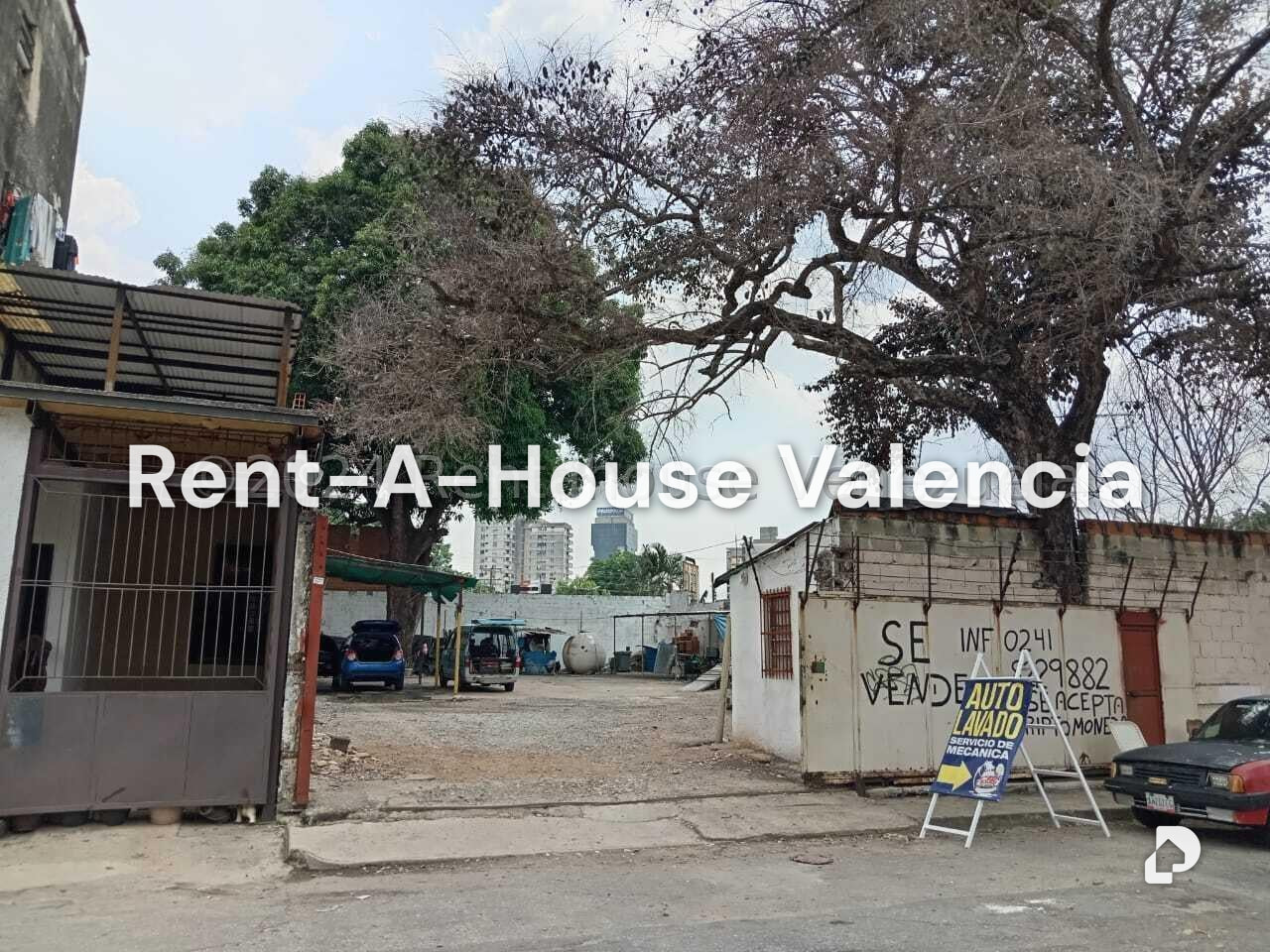 Terreno en Avenida Bolivar Norte, Valencia – 14