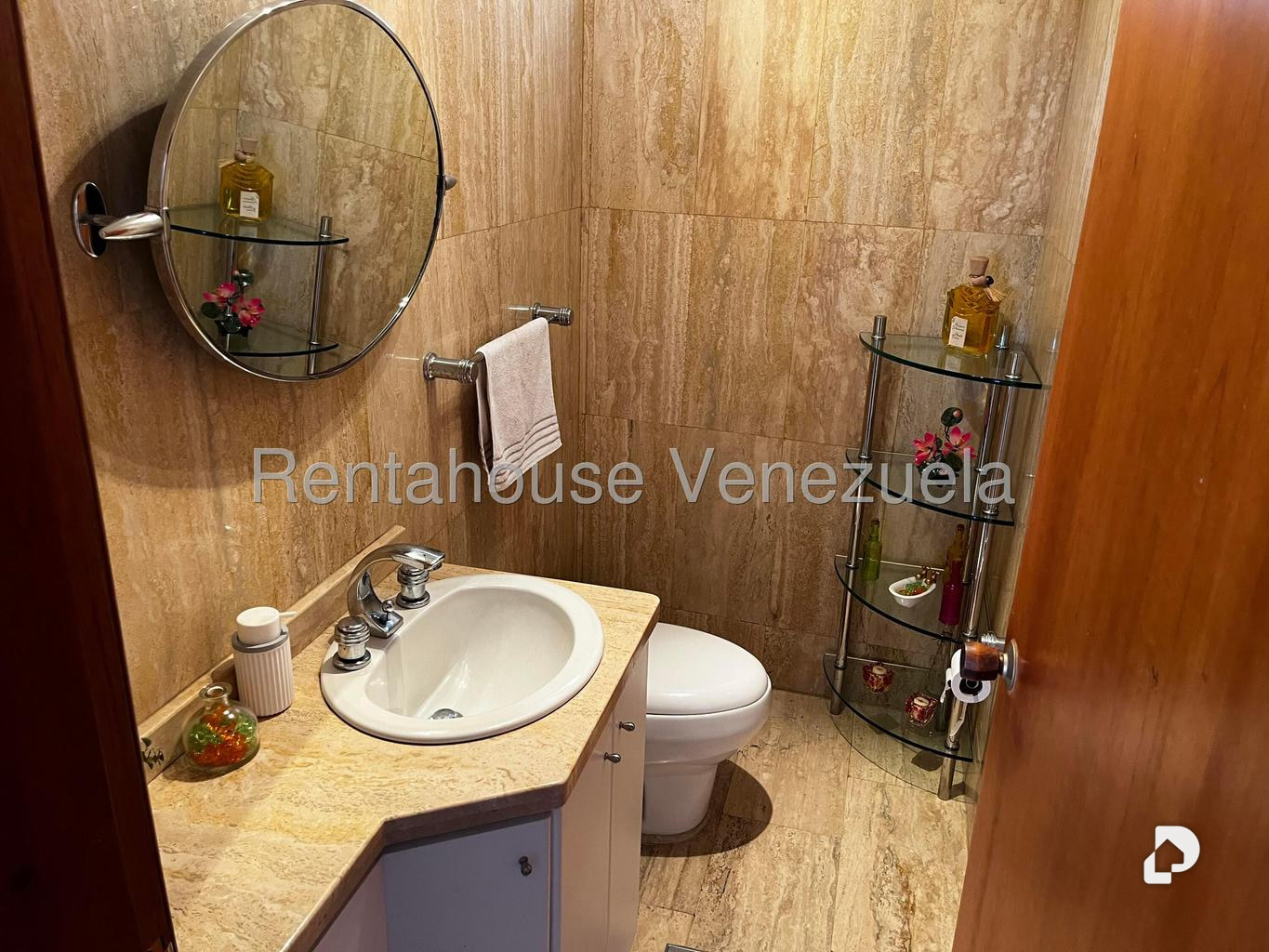 Casa en Alto Hatillo, Caracas – 8