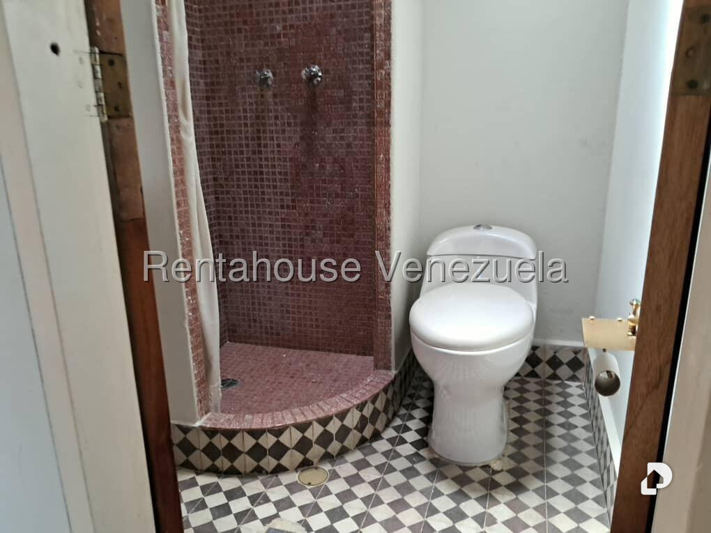 Local comercial en El Hatillo, Caracas – 12