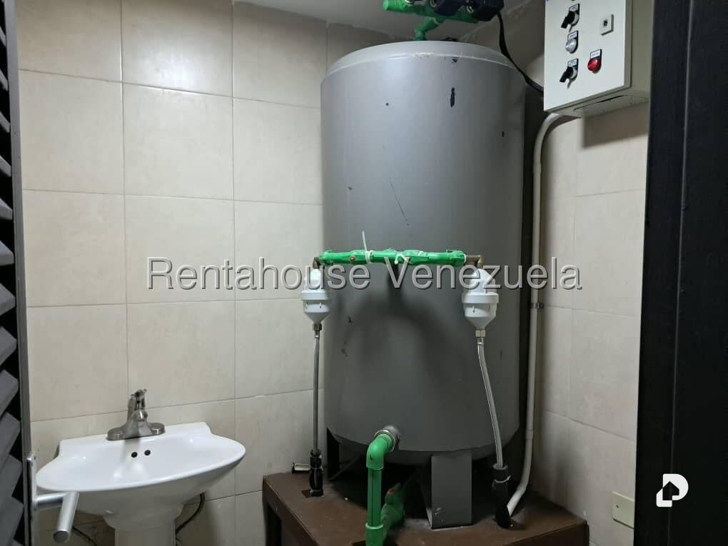 Local comercial en El Hatillo, Caracas – 17