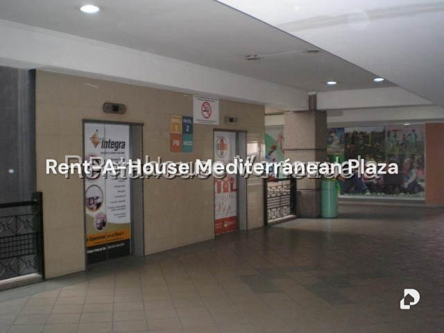 Local comercial en Zona Industrial, Valencia – 2